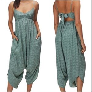 NEW 🌿 Patagonia Lost Wildflower Jumpsuit